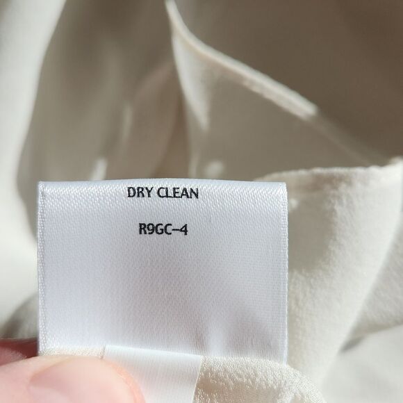 Eileen Fisher Sleeveless Silk Blouse Size Small - Picture 7 of 7